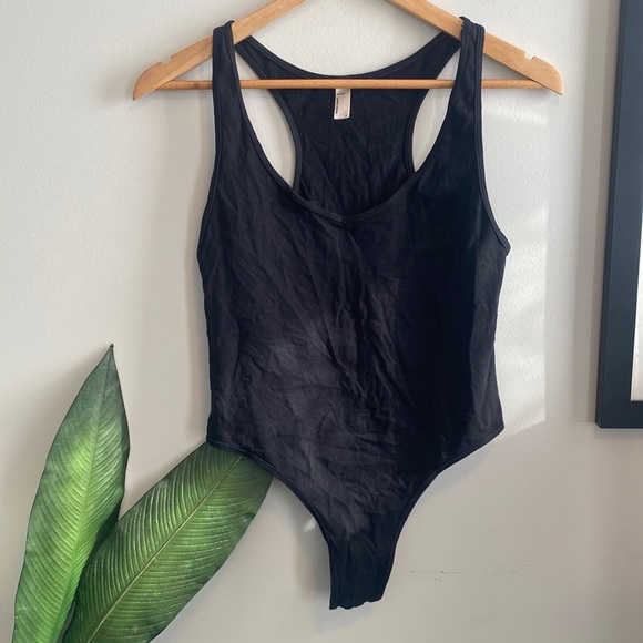 AMERICAN APPAREL Cotton Spandex Racerback Thong Bodysuit 🖤 - Picture 1 of 10